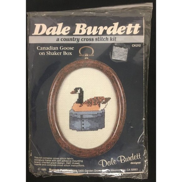 Canadian Goose on Shaker Box Country Cross Stitch Kit with Frame NOS ©1985 - Picture 1 of 4